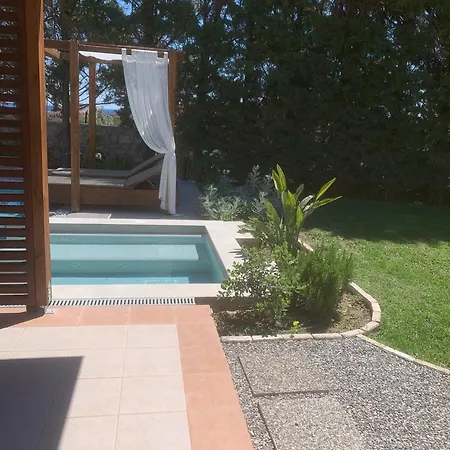 3 Roses Villa Afantou